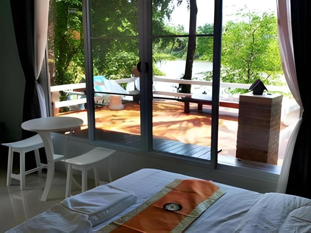Rommai Rimnaam Resort Ранонг Екстер'єр фото